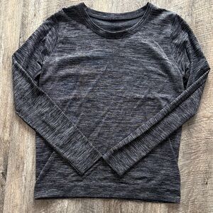 Lululemon Athletica Heatherd Greay Long Sleeve Top